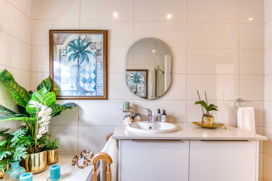 3 Bedroom Property for Sale in Fernwood Western Cape